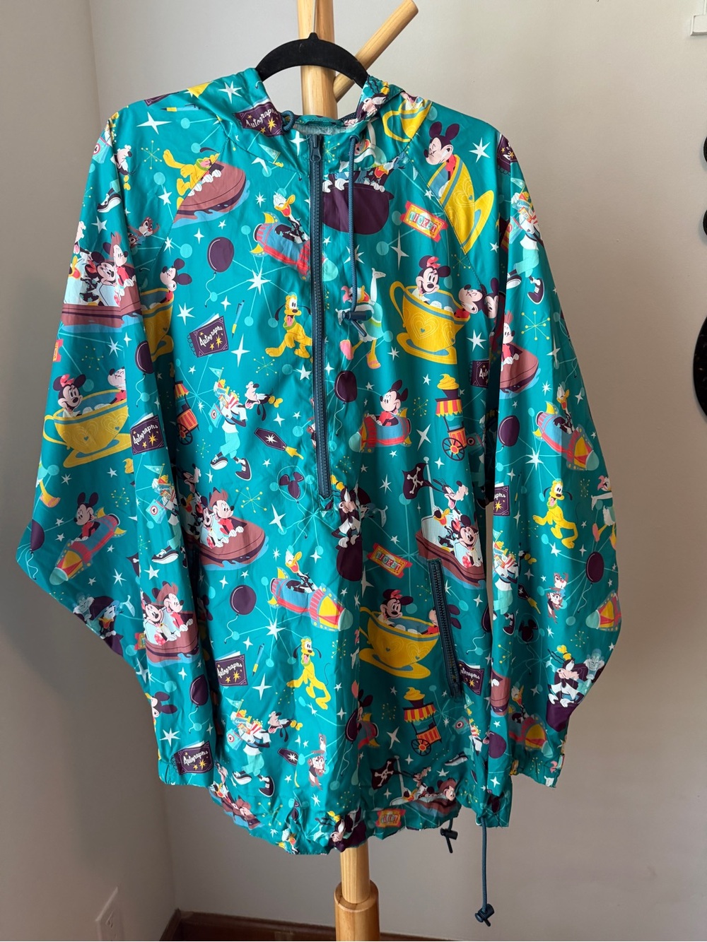 Disney Play in the Park Rain Coat Adult Size XXL Packable Windbreaker Unisex